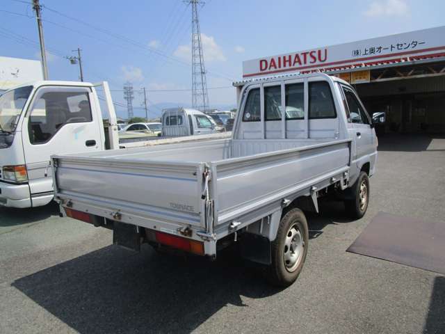2003 Toyota TownAce Track – thumbnail 4