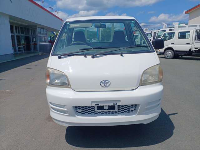 2004 Toyota TownAce Track – thumbnail 2