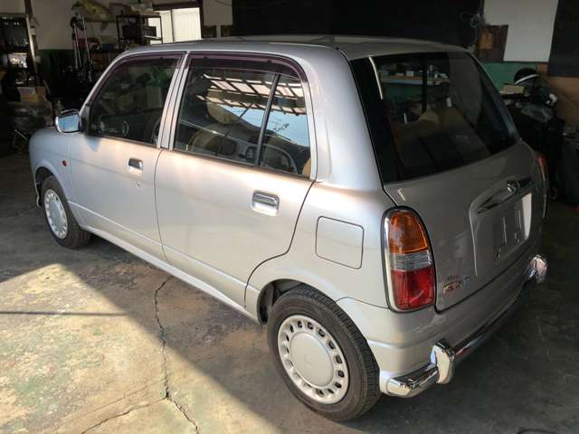 2003 Daihatsu Mira Gino – thumbnail 3
