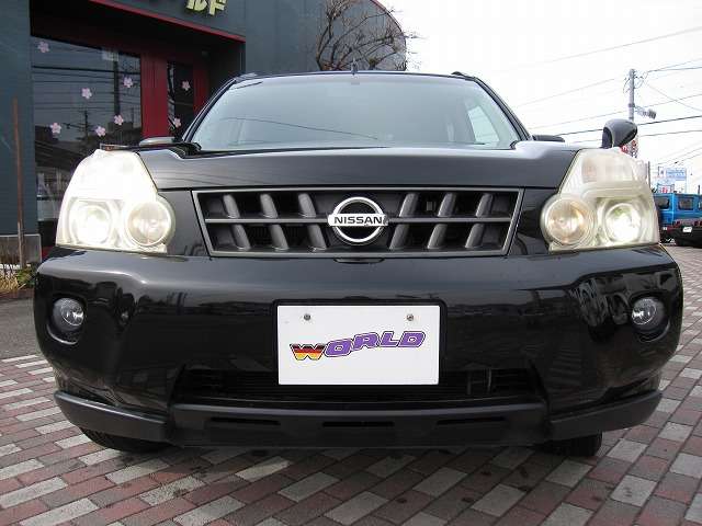 2009 Nissan X-Trail – thumbnail 2