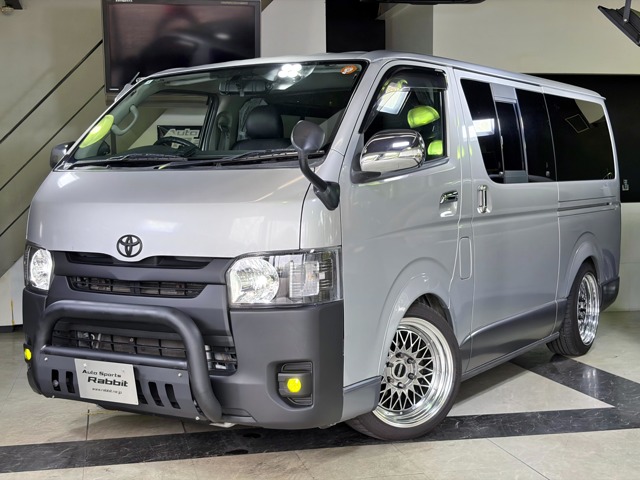 2007 Toyota Hiace