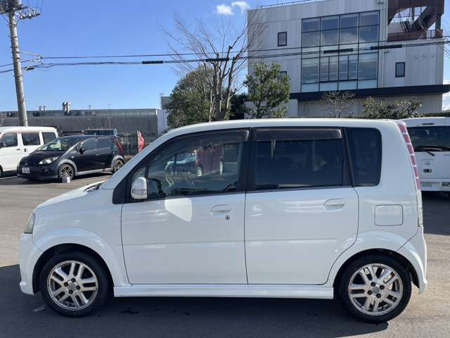 2006 Daihatsu Move – thumbnail 4