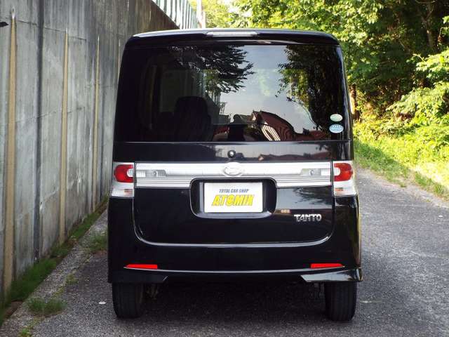 2008 Daihatsu Tanto – thumbnail 3