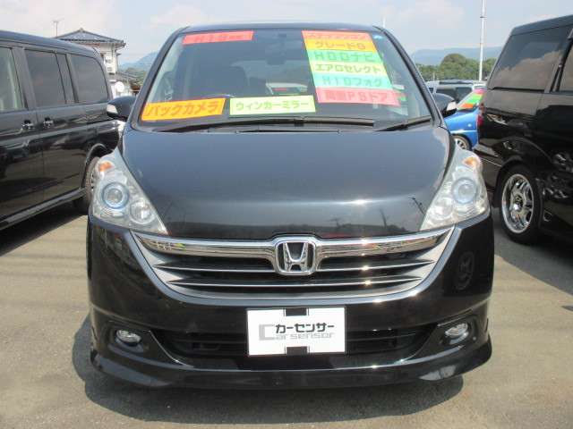 2007 Honda Stepwgn – thumbnail 2