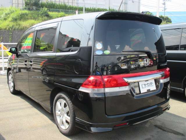 2007 Honda Stepwgn – thumbnail 4