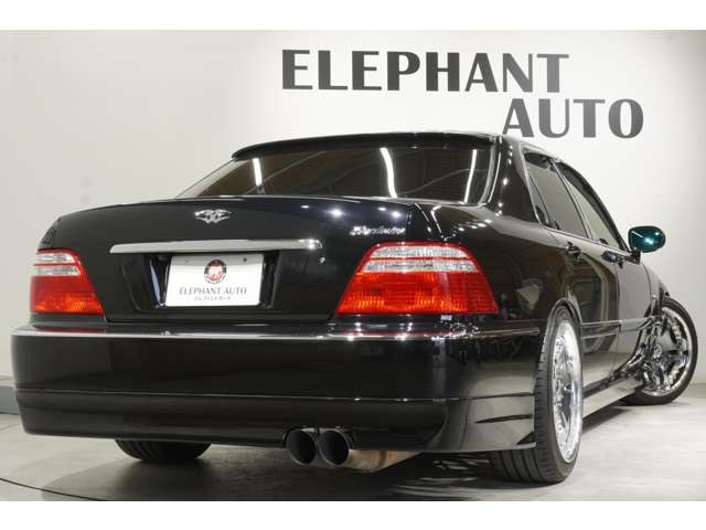 2004 Honda Legend – thumbnail 2