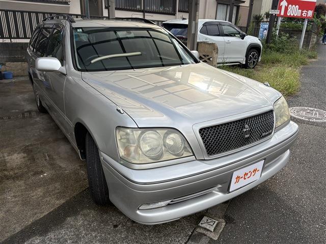 2002 Toyota Crown Estate – thumbnail 3