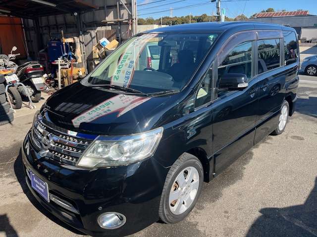 2009 Nissan Serena – thumbnail 4