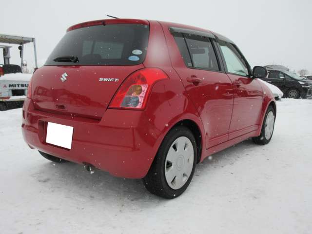 2008 Suzuki Swift – thumbnail 4
