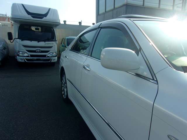 2006 Toyota Crown Majesta – thumbnail 4