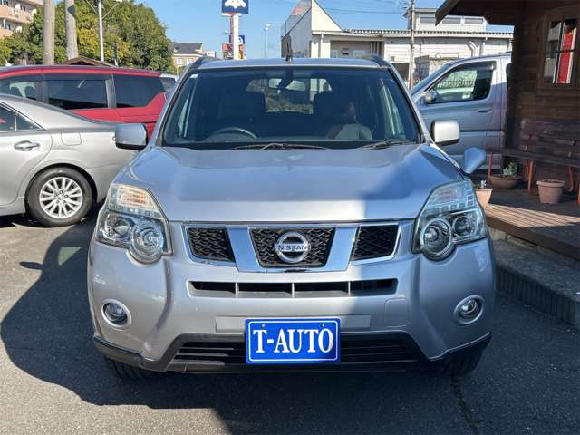 2010 Nissan X-Trail – thumbnail 4