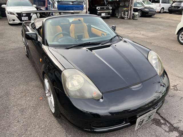 2000 Toyota MR-S – thumbnail 4