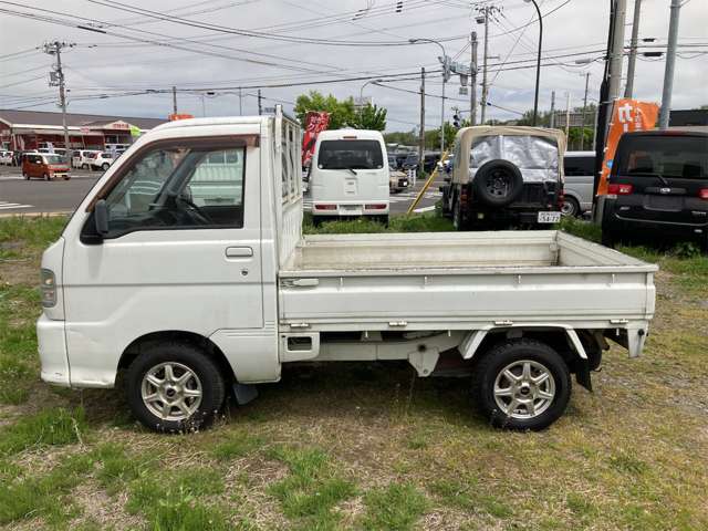 2001 Daihatsu Hijet Truck – thumbnail 2