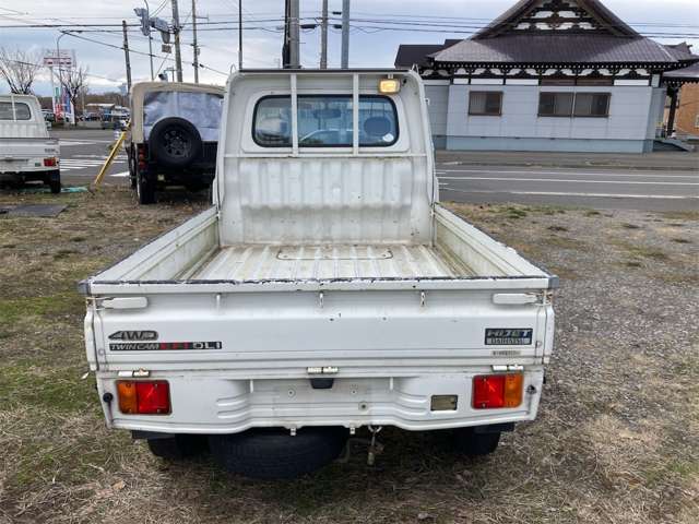 2001 Daihatsu Hijet Truck – thumbnail 4
