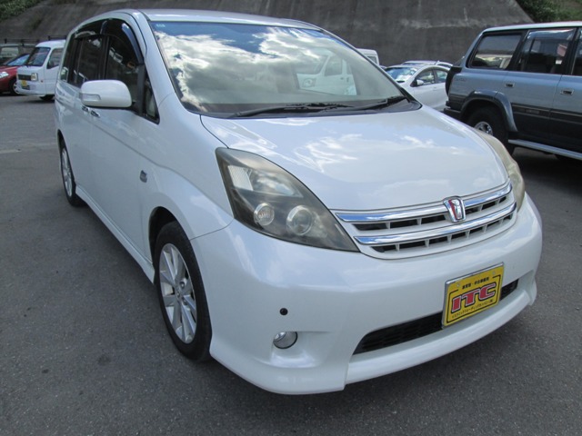 2010 Toyota Isis
