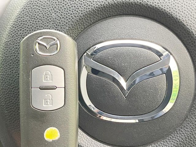 2011 Mazda Demio – thumbnail 4