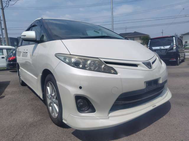 2009 Toyota Estima – thumbnail 2