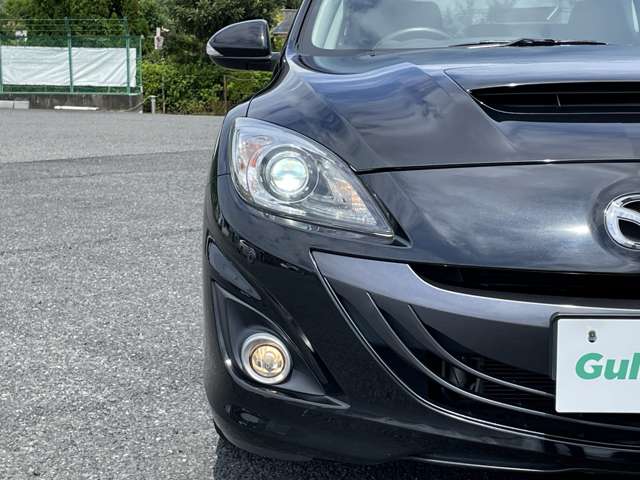 2011 Mazda Axela Sport – thumbnail 3