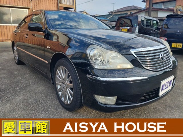 2004 Toyota Crown Majesta