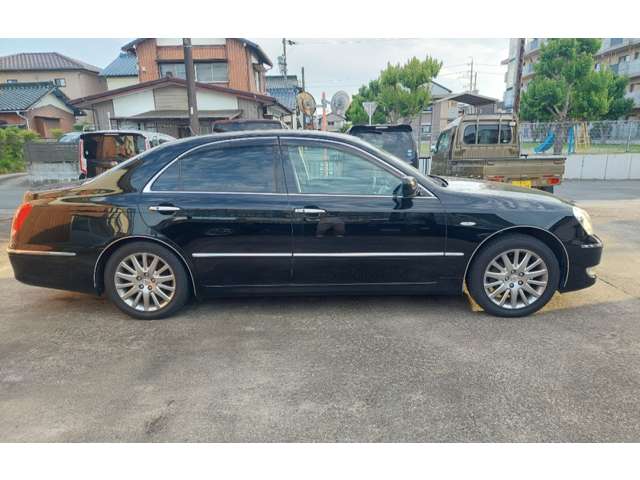 2004 Toyota Crown Majesta – thumbnail 4