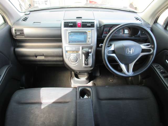 2009 Honda Zest – thumbnail 3