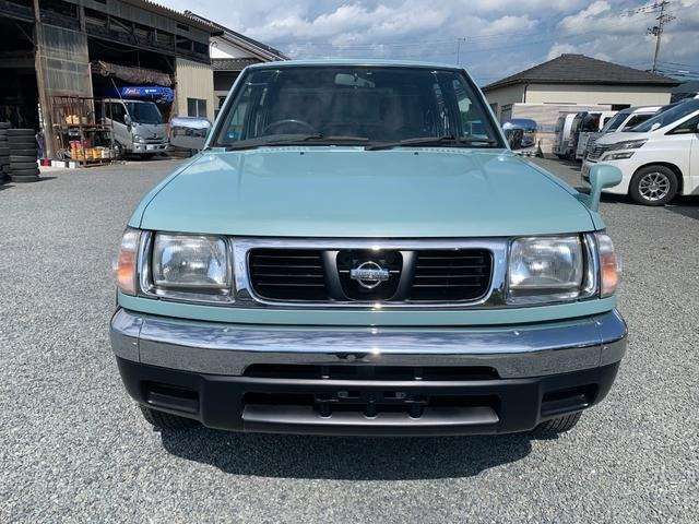 1998 Nissan Datsun – thumbnail 3