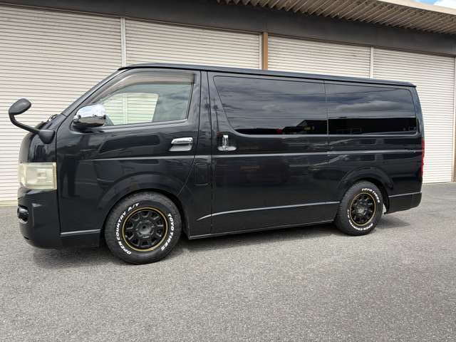 2007 Toyota Regius Ace – thumbnail 4