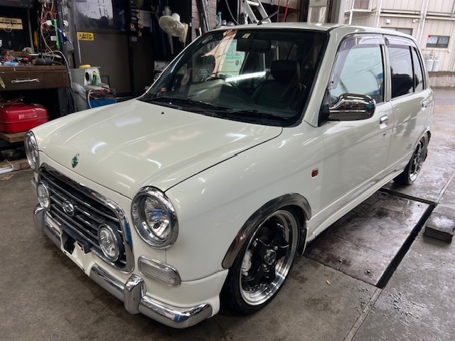 2002 Daihatsu Mira Gino