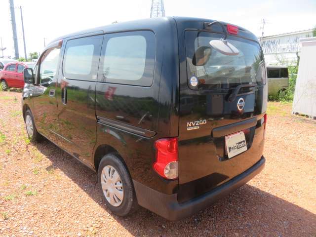 2009 Nissan NV200 Vanette Van – thumbnail 4
