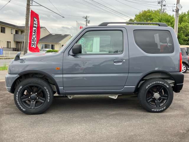 2005 Suzuki Jimny – thumbnail 4