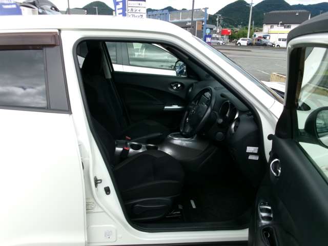 2010 Nissan Juke – thumbnail 4