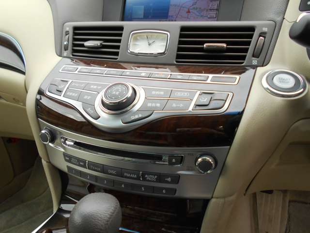 2009 Nissan Fuga – thumbnail 4