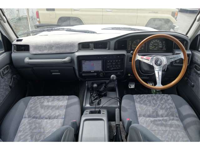 1995 Toyota Land Cruiser 80 – thumbnail 3