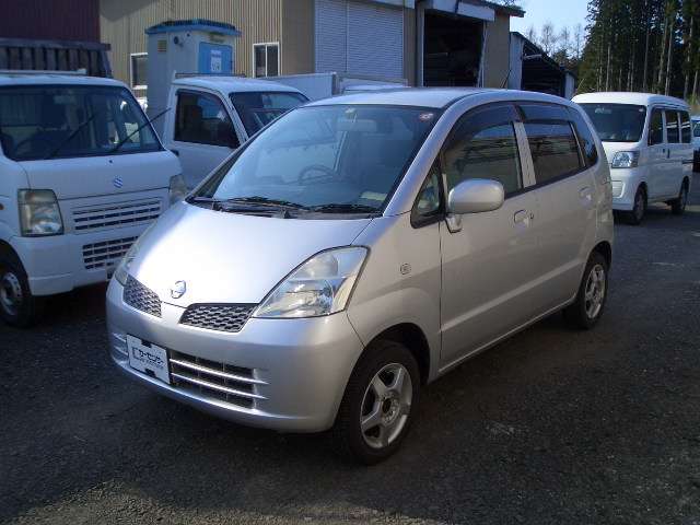 2004 Nissan Moco – thumbnail 2