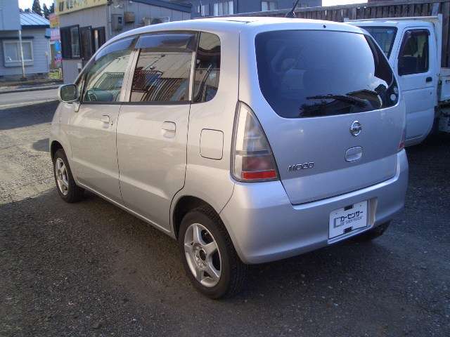 2004 Nissan Moco – thumbnail 4