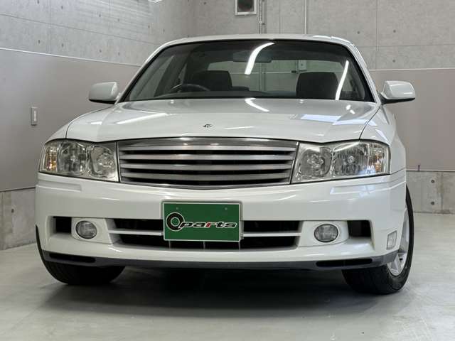 1999 Nissan Gloria – thumbnail 4