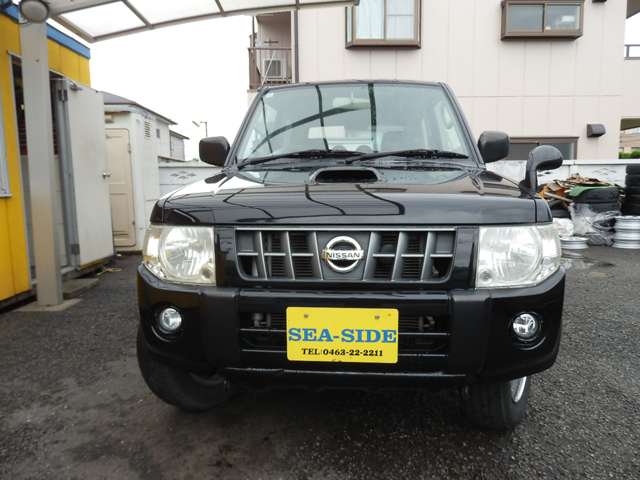 2009 Nissan Kix – thumbnail 2