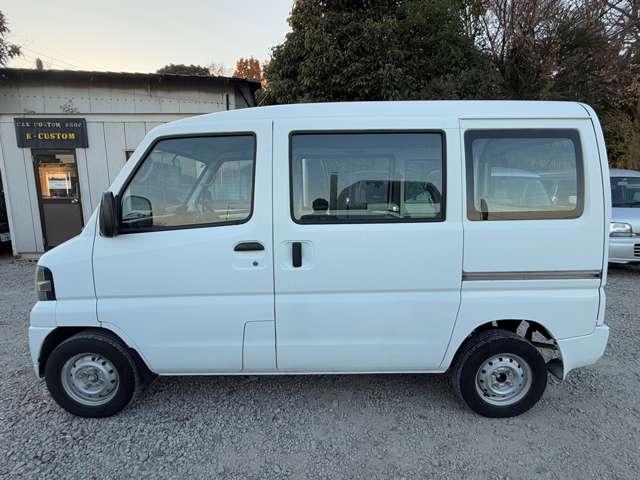 2009 Nissan Clipper – thumbnail 4