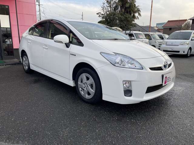 2010 Toyota Prius – thumbnail 3