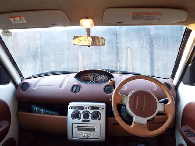 2001 Toyota WiLL – thumbnail 4