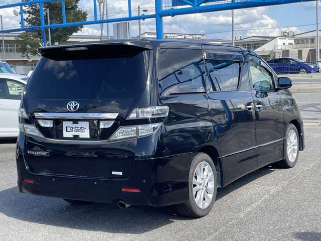 2009 Toyota Vellfire – thumbnail 3