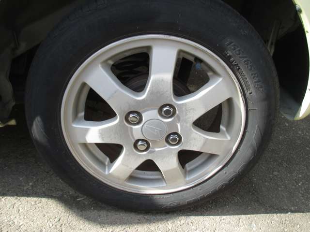 2008 Daihatsu Tanto – thumbnail 4