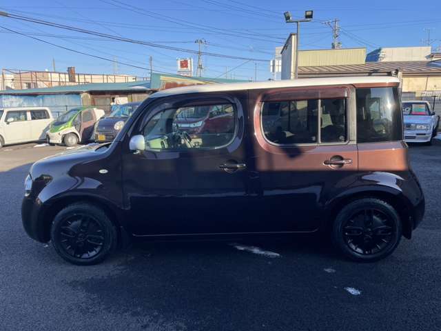 2009 Nissan Cube – thumbnail 4