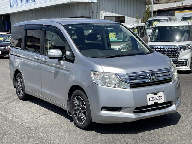 2009 Honda Stepwgn – thumbnail 2