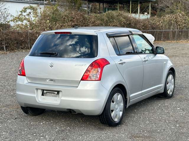 2008 Suzuki Swift – thumbnail 4