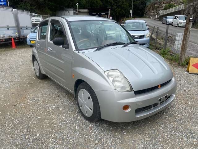 2000 Toyota WiLL – thumbnail 3