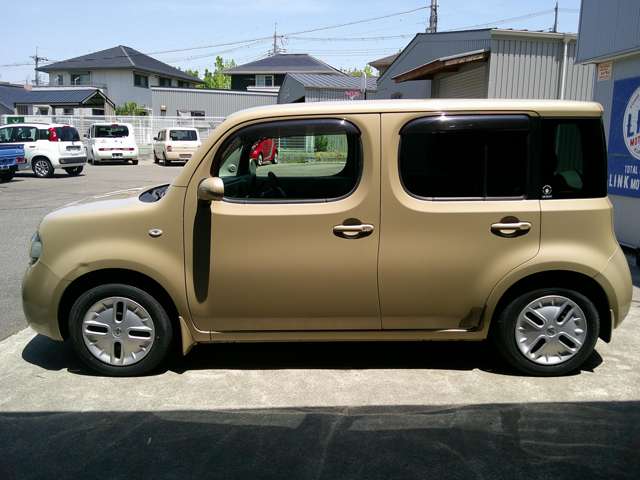 2010 Nissan Cube – thumbnail 4