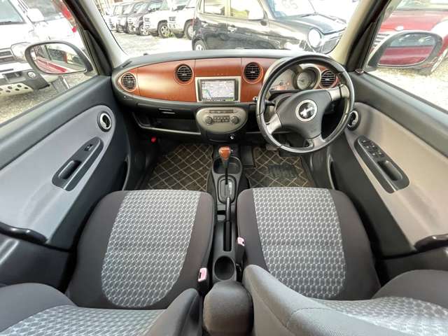 2004 Daihatsu Mira Gino – thumbnail 2