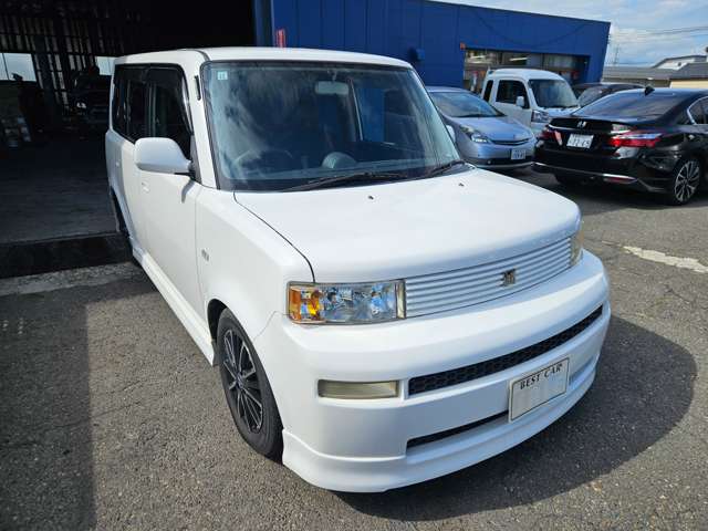 2005 Toyota bB – thumbnail 2