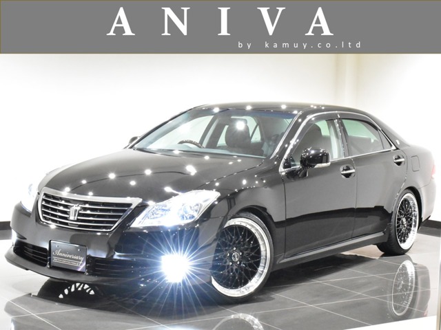 2010 Toyota Crown Royal